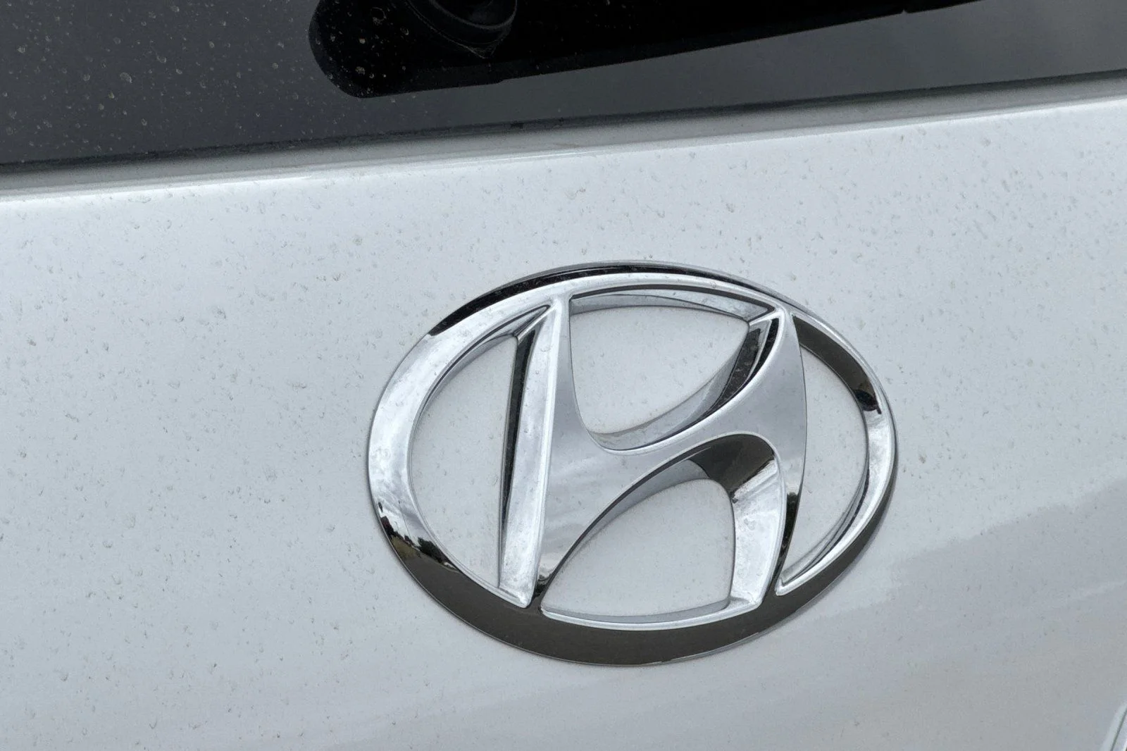 Used 2020 Hyper White Hyundai Limited image 31