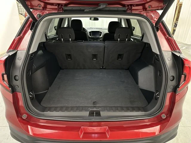 Used 2018 Red GMC SLE image 23