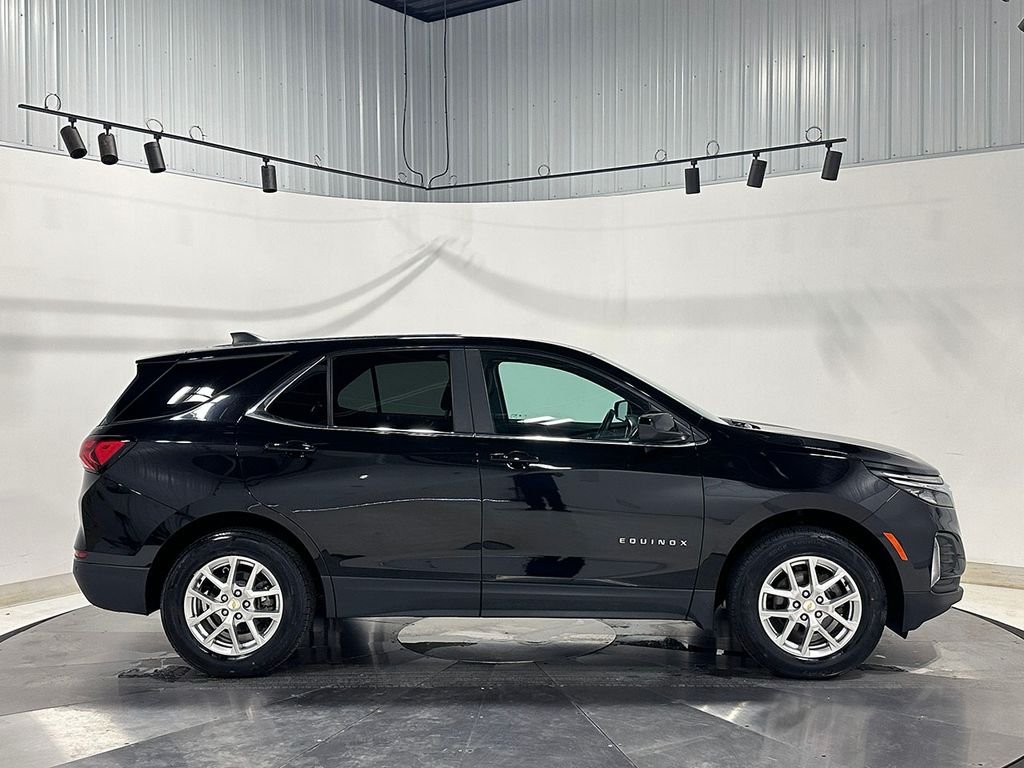 Used 2022 Black Chevrolet LT image 10