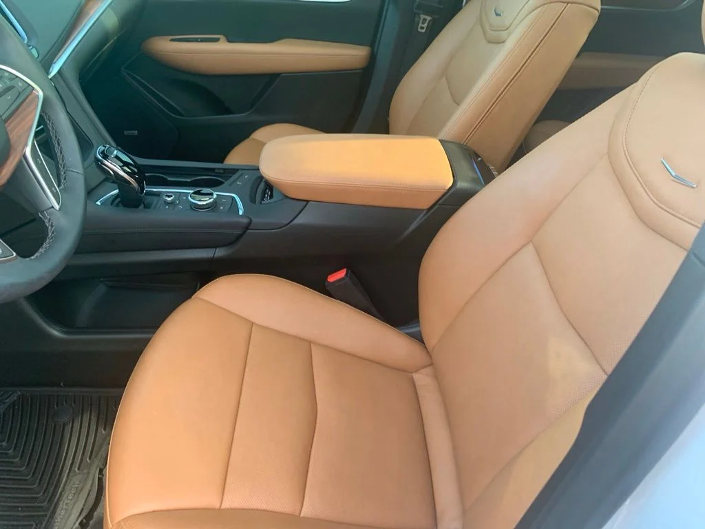 Used 2026 White Cadillac Premium Luxury image 3