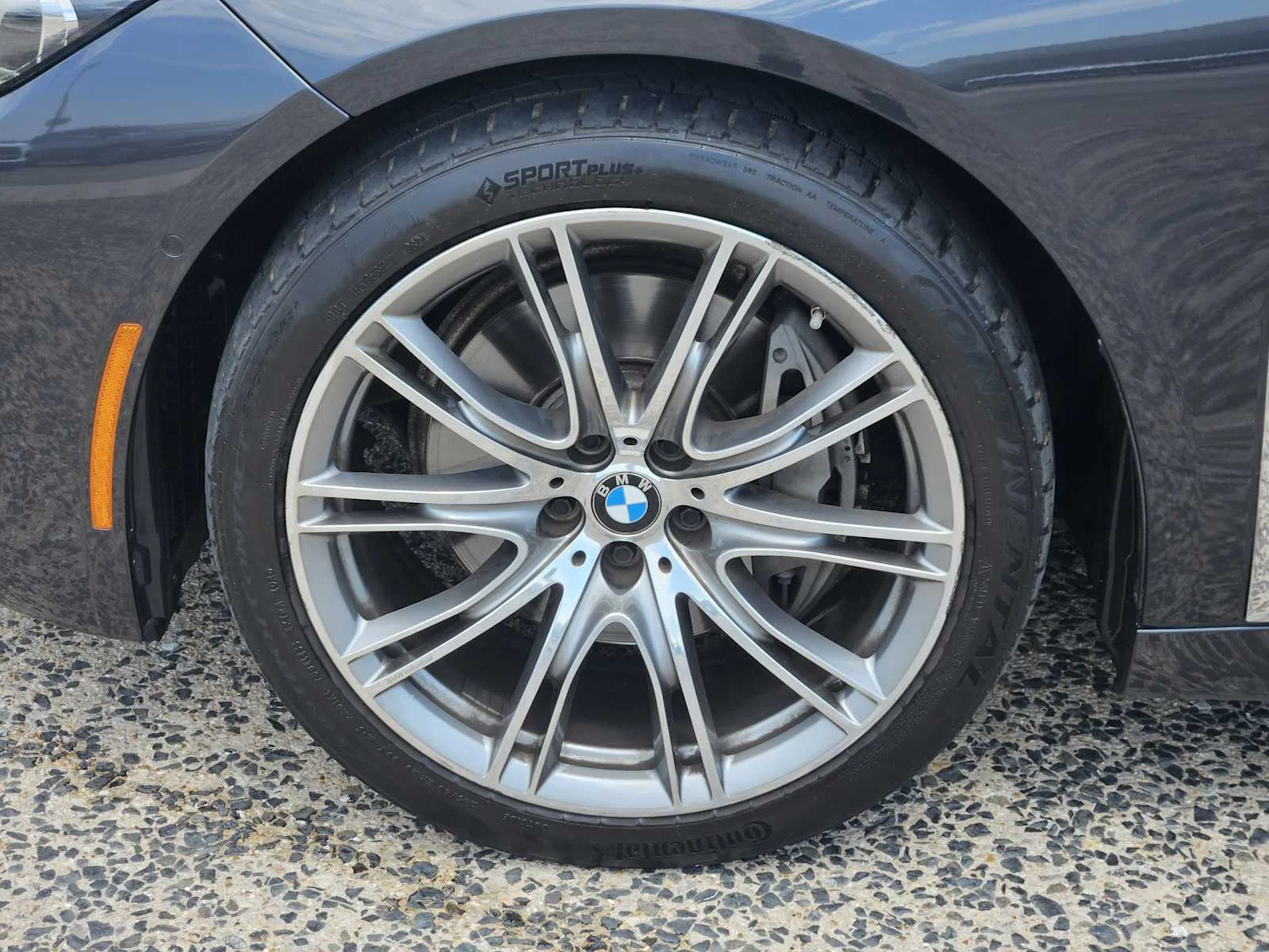 Used 2021 Dark Graphite Metallic BMW 740i xDrive image 7