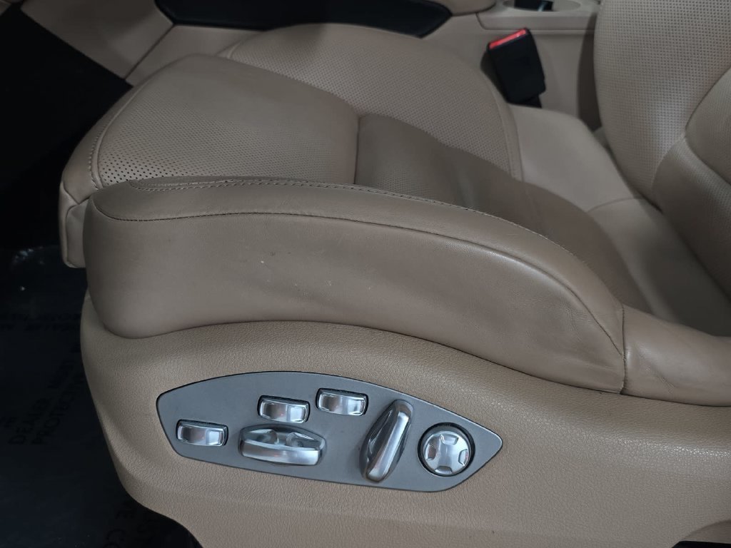 Certified Used 2023  Porsche  image 24