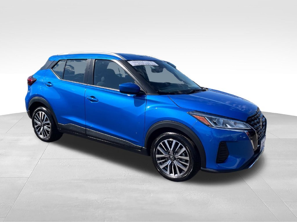 Used 2024 Blue Nissan SV image 7