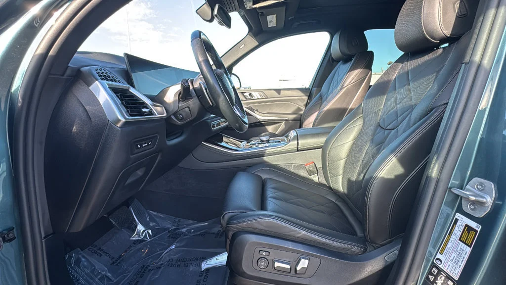 Used 2026 Blue BMW xDrive40i image 6