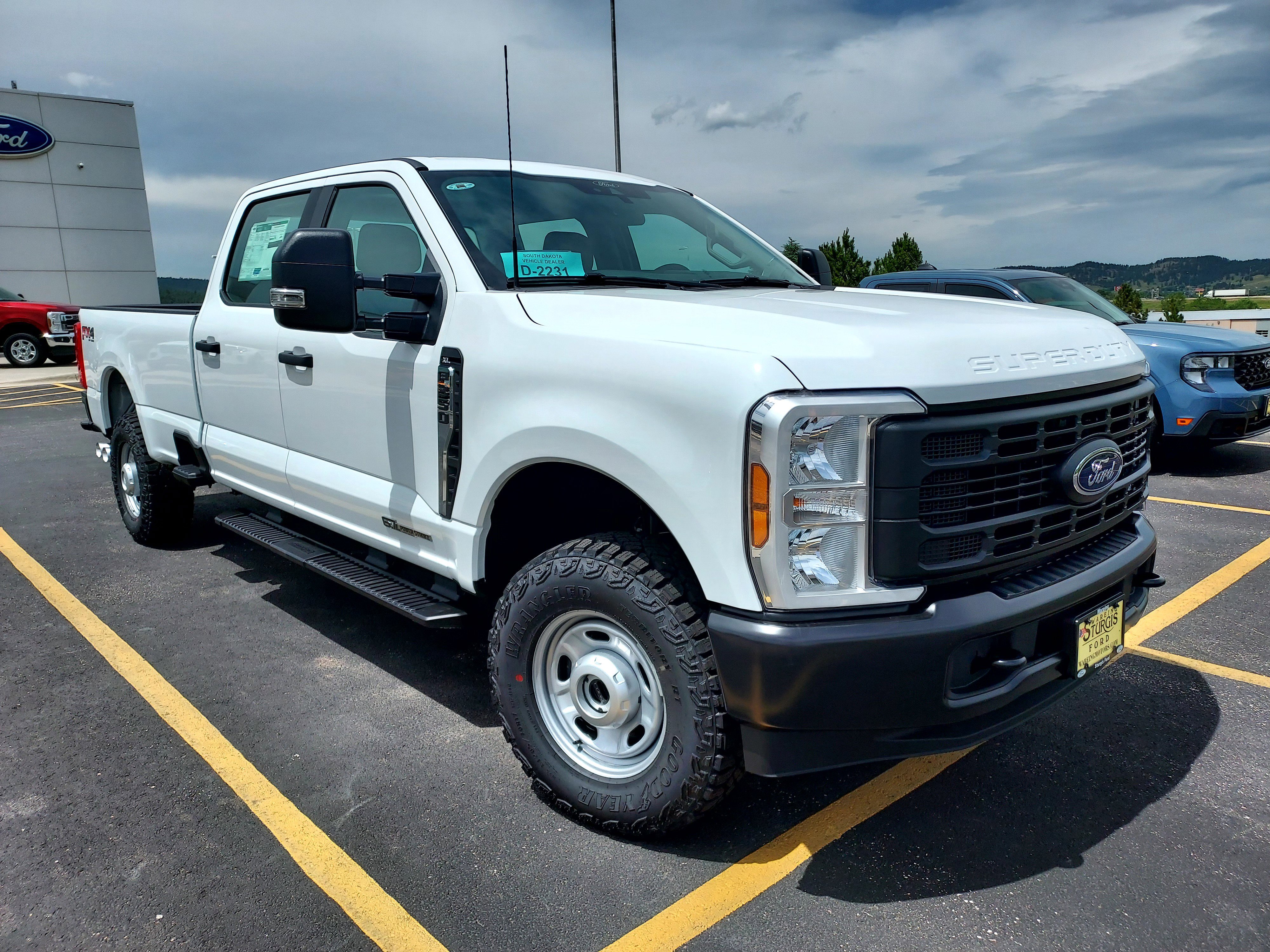 New 2026 Oxford White Ford XL image 11