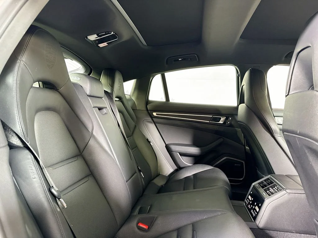 Used 2023 Carrara White Metallic Porsche 4 Platinum Edition image 19