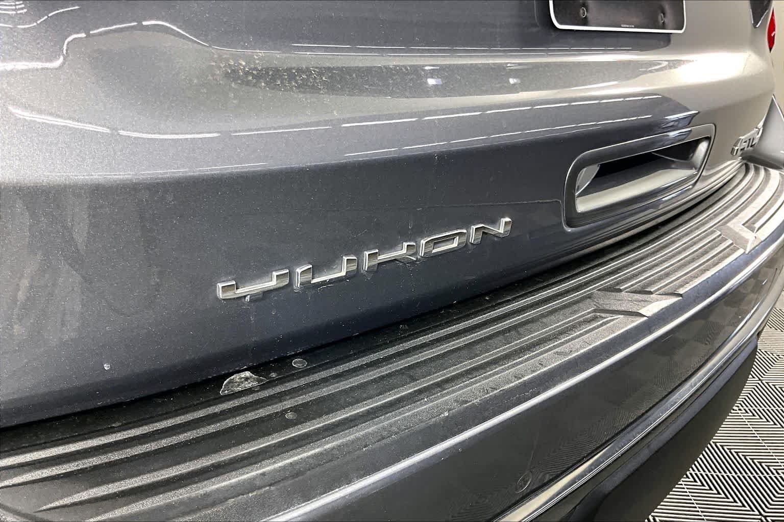 Used 2022 Satin Steel Metallic GMC AT4 image 58