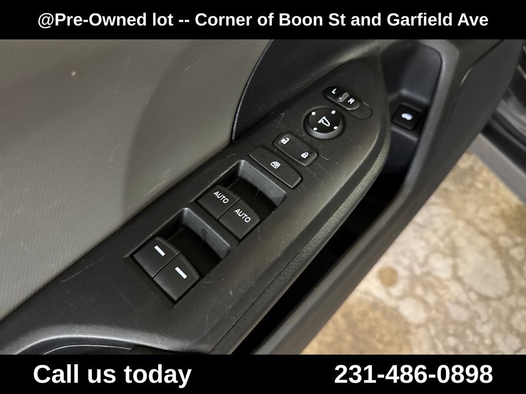 Used 2019  Honda LX image 15