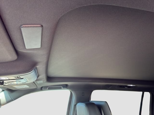 2026 Chevrolet Suburban Z71 - Photo 19