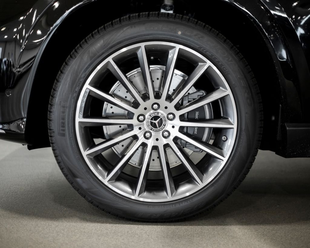 New 2026 Obsidian Black Metallic Mercedes-Benz GLE 450 image 4