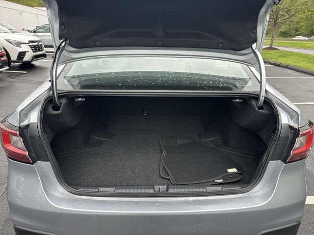 Used 2025 Silver Subaru Premium image 22