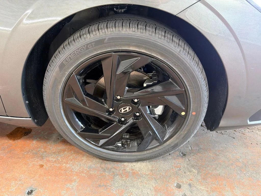 New 2026 Amazon Gray Hyundai SEL Sport image 10