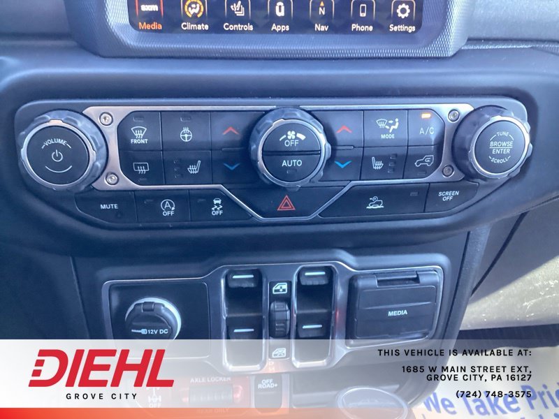 Used 2021 Black Jeep Mojave image 33