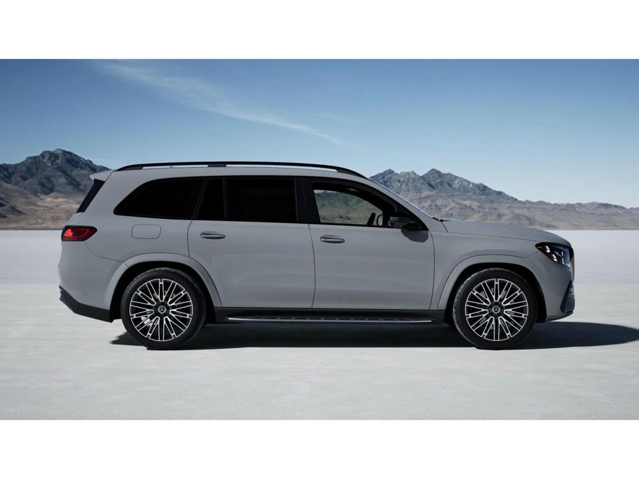 New 2027 MANUFAKTUR Alpine Grey Mercedes-Benz GLS 450 image 2