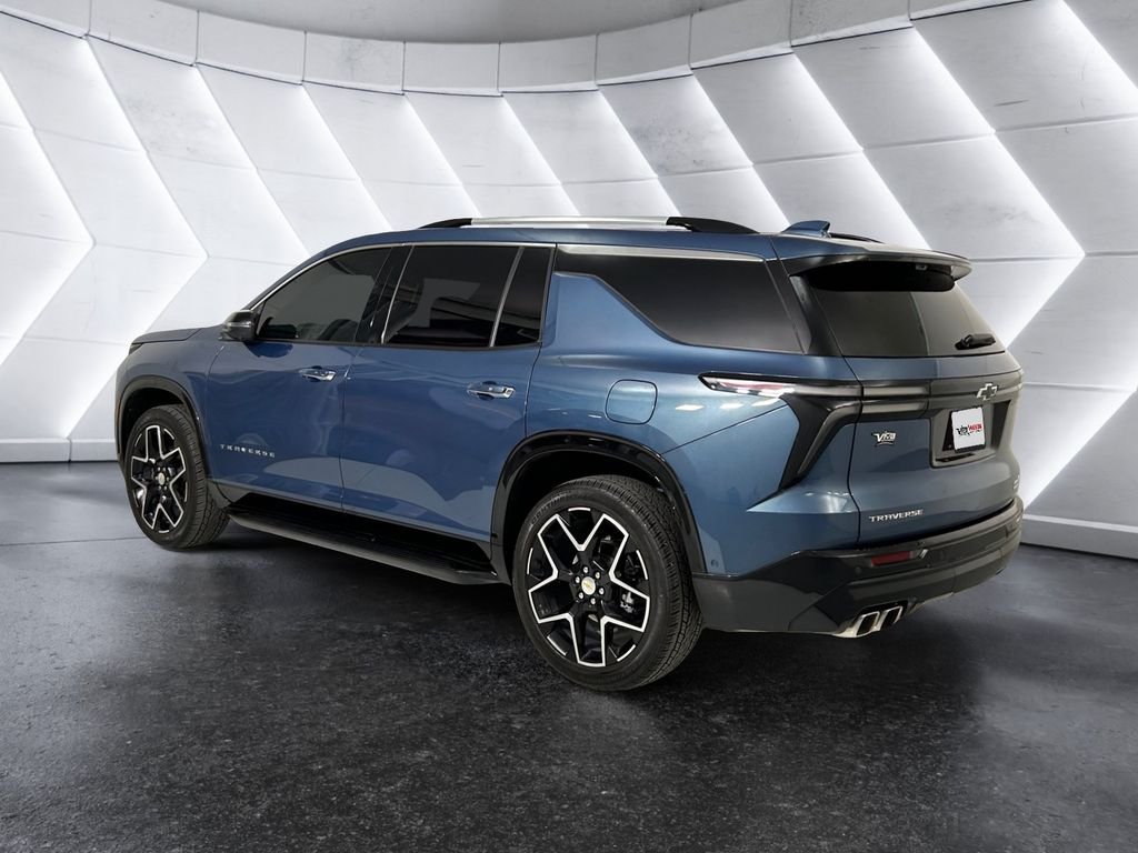 Used 2025 Blue Chevrolet High Country image 6