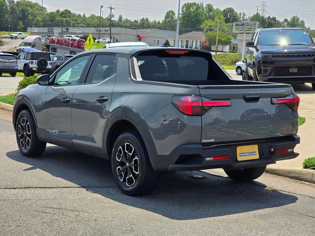 Used 2024 Gray Hyundai SEL image 24