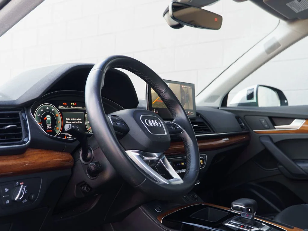 Used 2023 Silver Audi 40 Premium Plus image 4