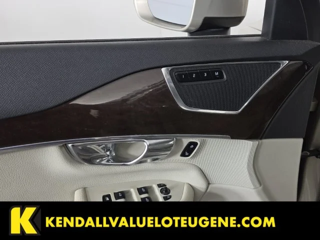Used 2016 Gold Volvo T6 Momentum image 22