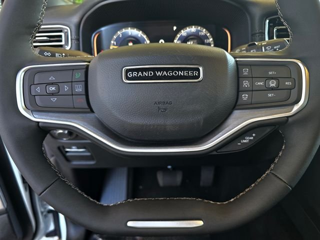 New 2026 Bright White Clear-Coat Exterior Paint Jeep Limited Altitude image 14