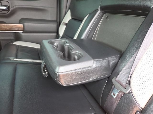 Used 2022 SUMMIT WHITE GMC Elevation image 17