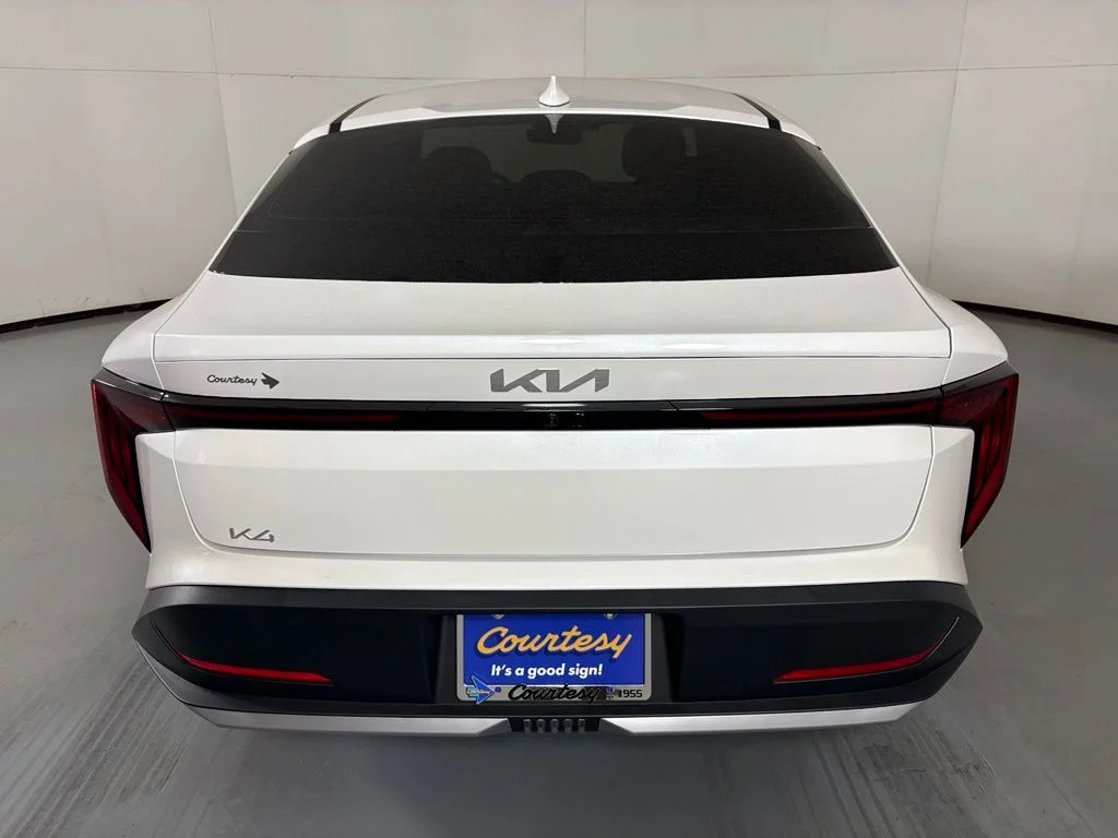 New 2026 Snow White Pearl Kia LXS image 7