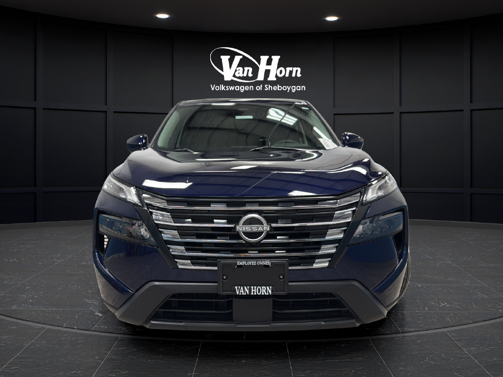 Used 2025 Deep Ocean Blue Pearl Nissan SV image 2
