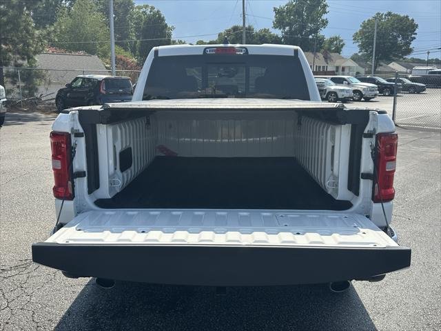 New 2026 Bright White Clear-Coat Exterior Paint RAM LARAMIE image 19