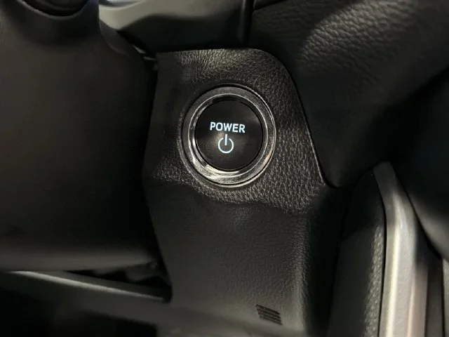 Certified Used 2025 Silver Toyota XLE image 26
