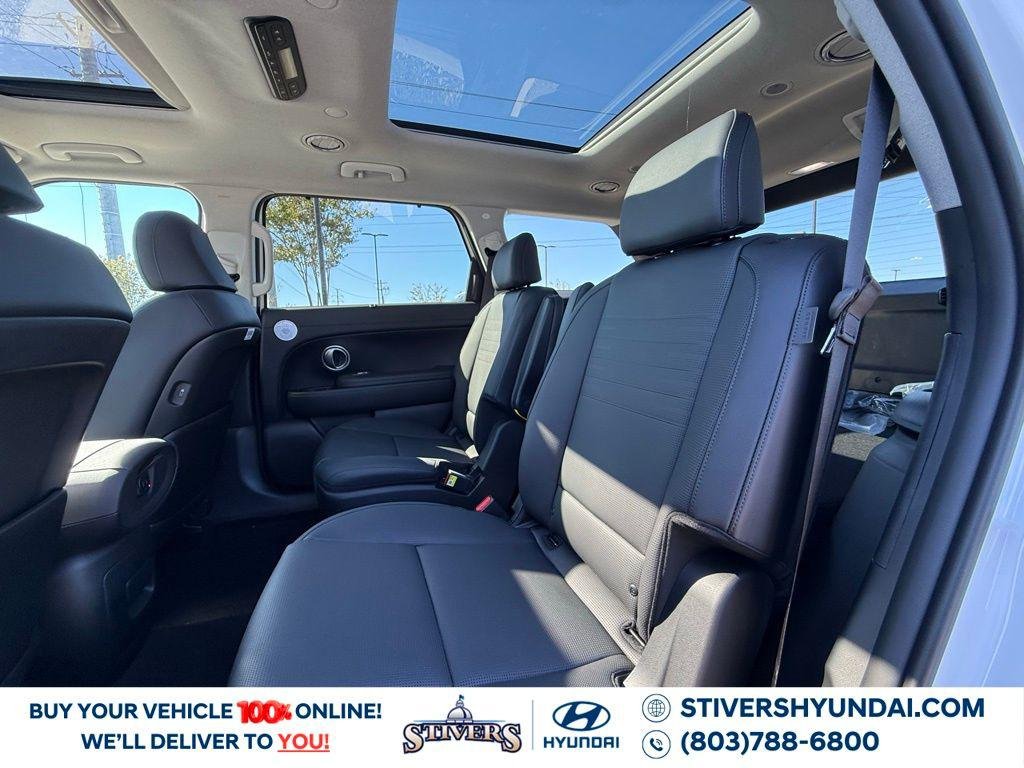 New 2026 White Hyundai Limited AWD image 19