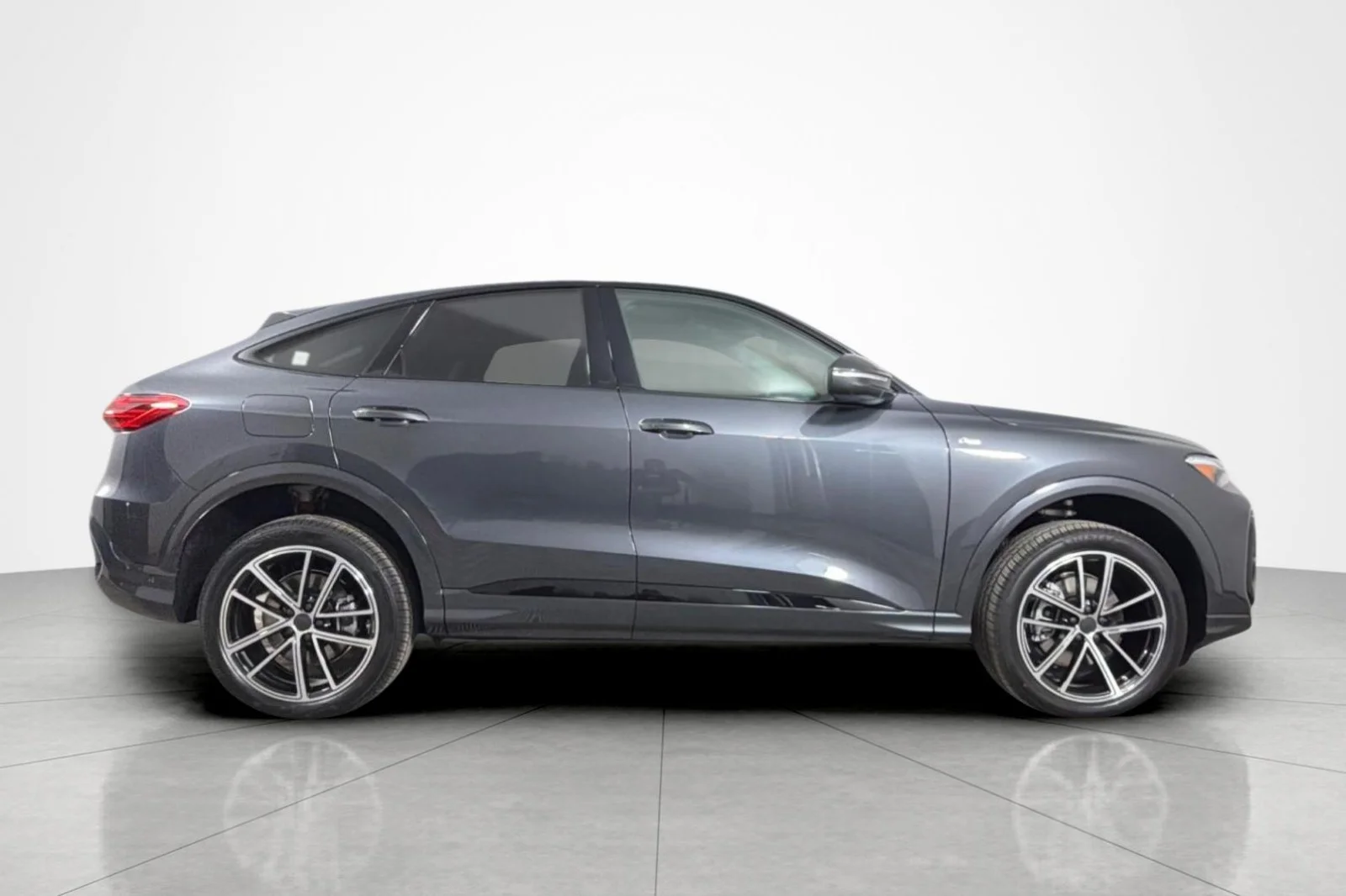 New 2026 Tambora Gray Metallic Audi Premium Plus 2.0 TFSI quattro image 7