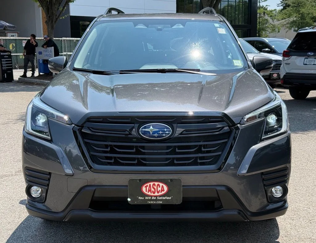 Used 2024 Gray Subaru Limited image 3