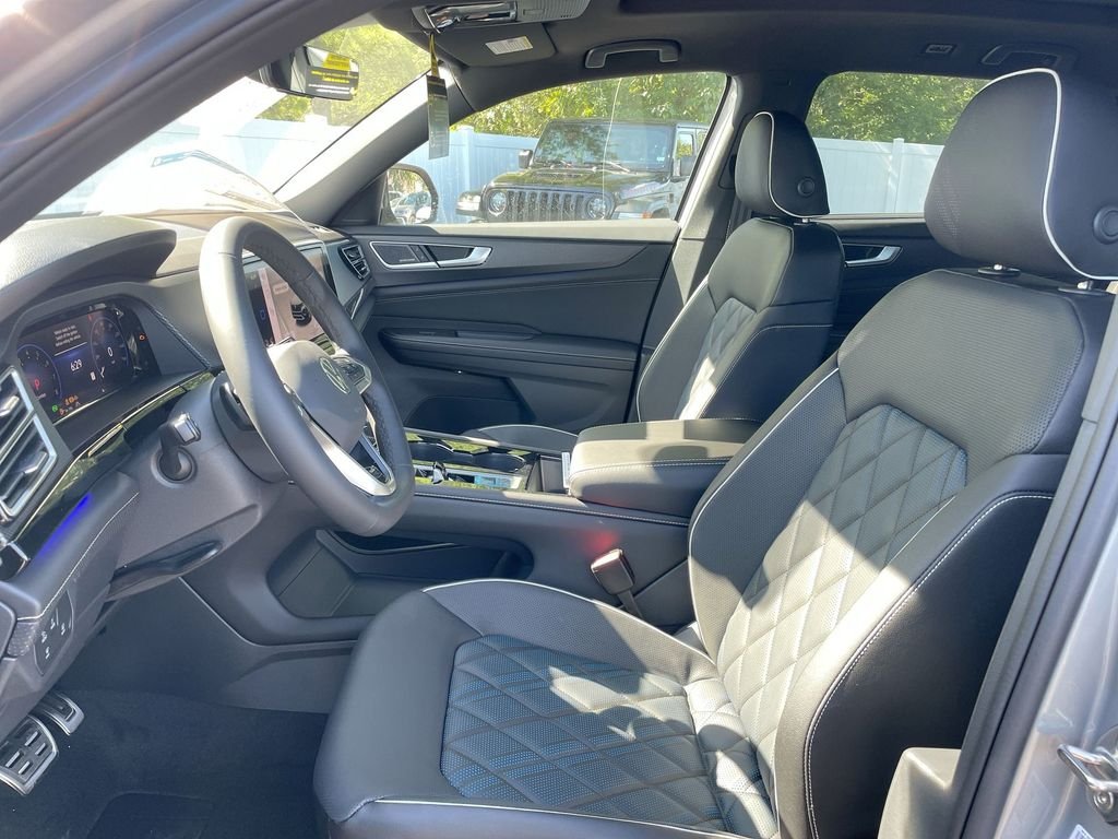 2026 Volkswagen Atlas Cross Sport SEL Premium R-LINE - Photo 36