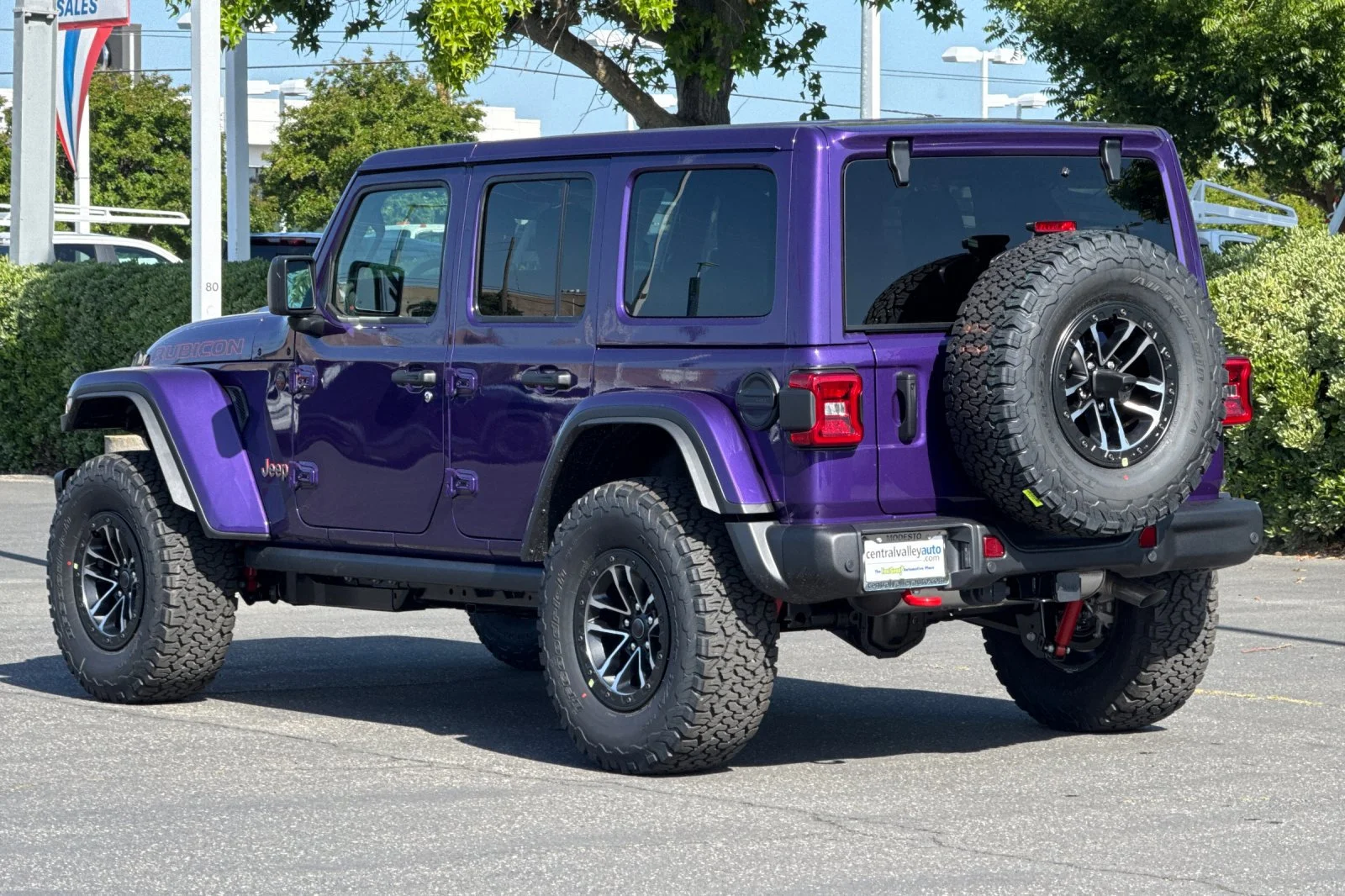 New 2026 Reign Exterior Paint Jeep Rubicon X image 6
