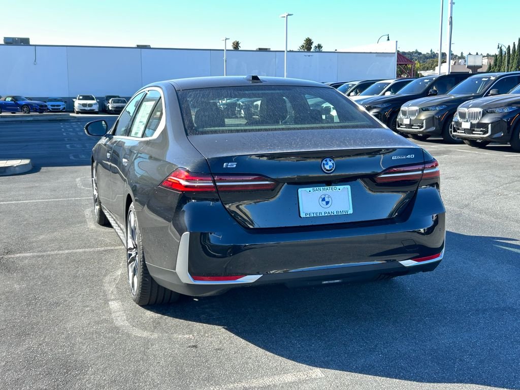 New 2027 Black Sapphire Metallic BMW eDrive40 image 3