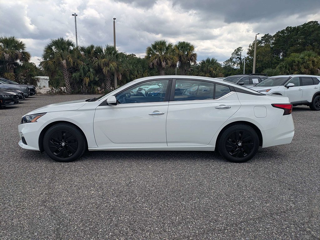 2022 Nissan Altima S - Photo 6