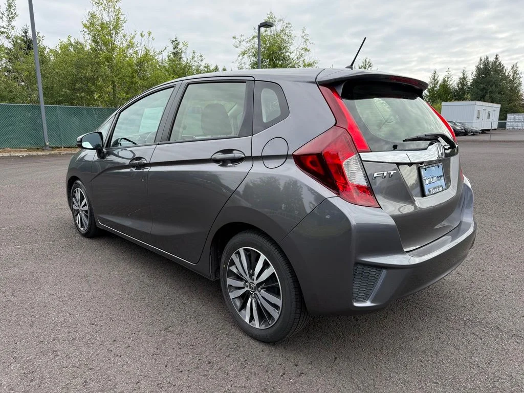 Used 2017 Modern Steel Metallic Honda EX image 5