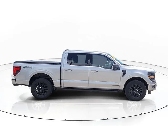 Used 2024 Silver Ford XLT image 4