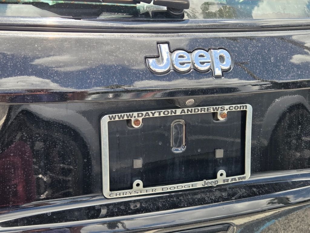 Used 2018 Black Jeep Sport image 10