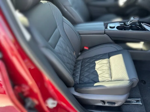New 2026 Scarlet Ember Tintcoat Nissan Platinum image 28