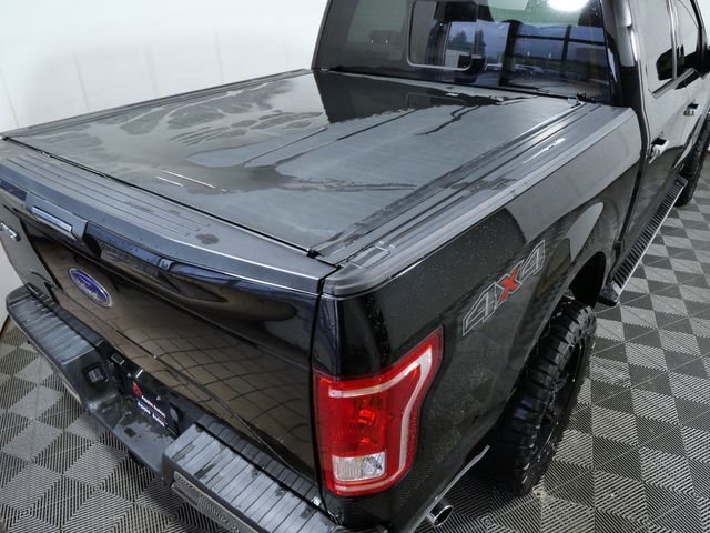 Used 2017 Black Ford XLT image 9