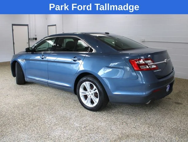 Used 2018 Ford Taurus SEL with VIN 1FAHP2H88JG137545 for sale in Tallmadge, OH