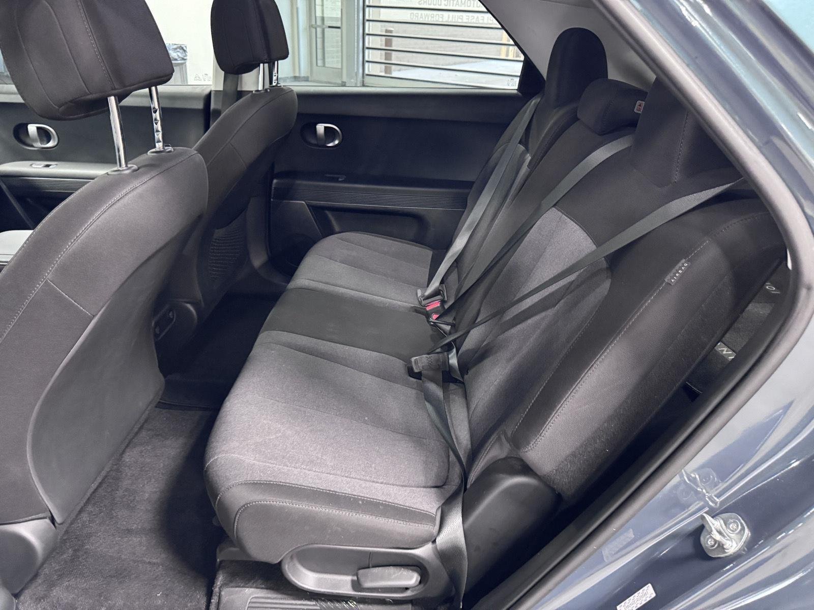 2024 Hyundai IONIQ 5 SE - Photo 25