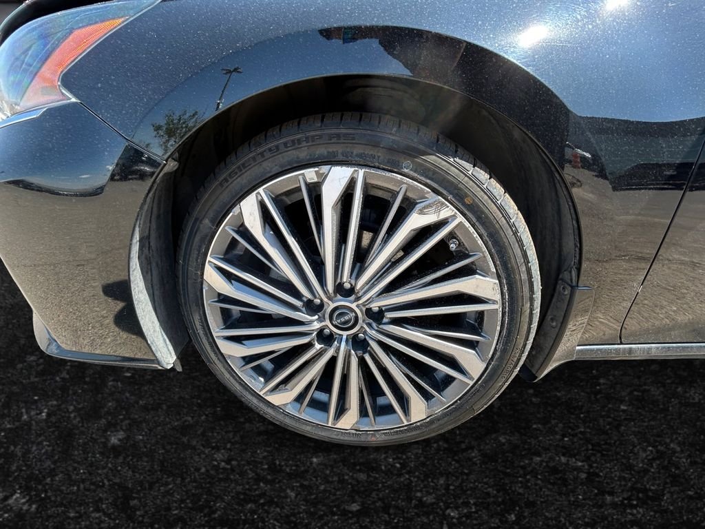 Used 2023 Black Nissan 2.5 SL image 27