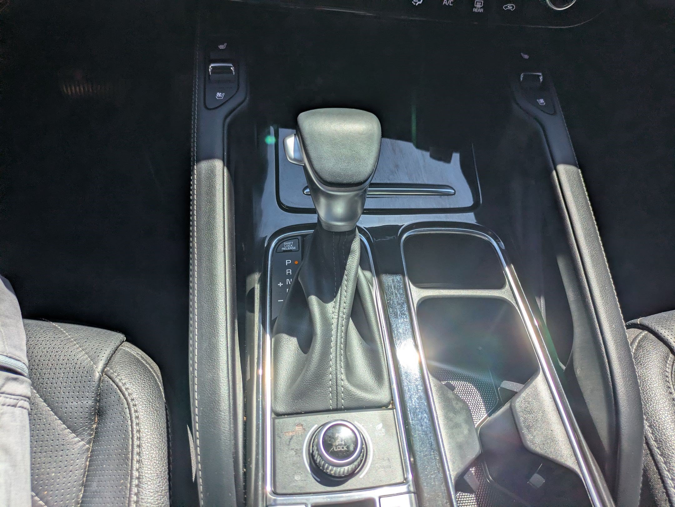 Used 2025 Jungle Green Kia EX X-Line image 28