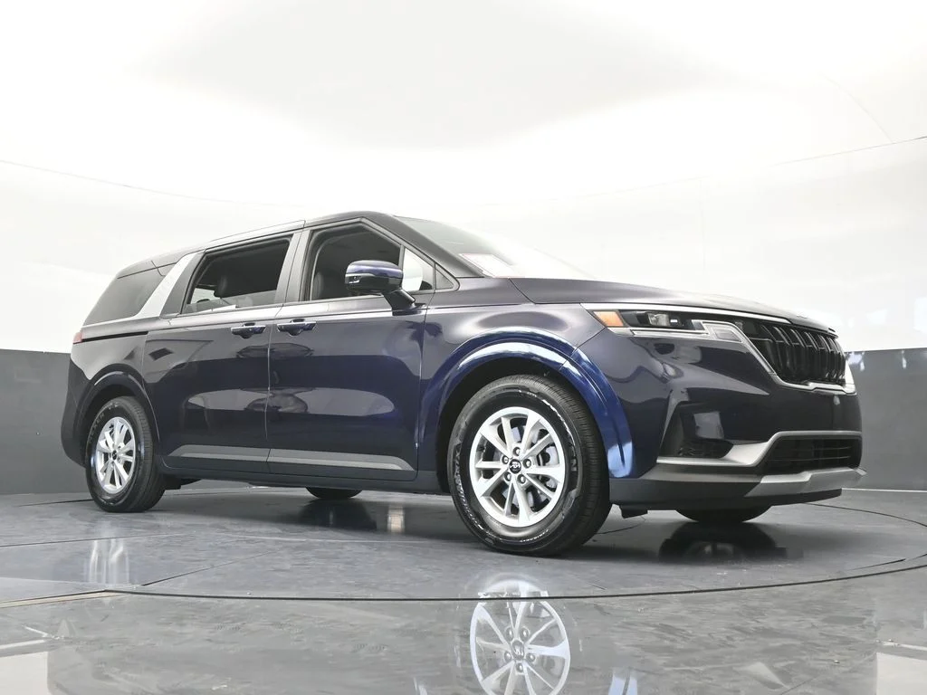 Used 2024 Deep Chroma Blue Kia LX image 62