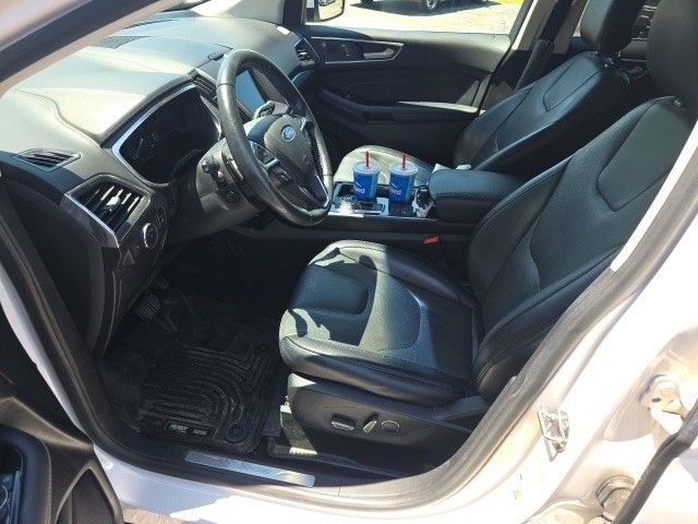 Used 2019 White Platinum Clearcoat Metallic Ford Titanium image 14