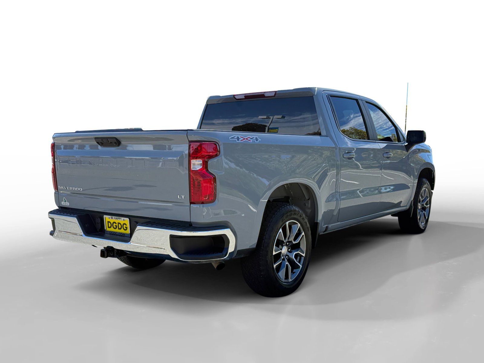 Used 2024 Slate Gray Metallic Chevrolet LT (2FL) image 5