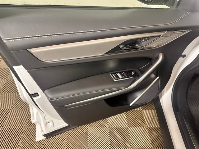 2026 Jaguar F-Pace R-Dynamic S - Photo 10
