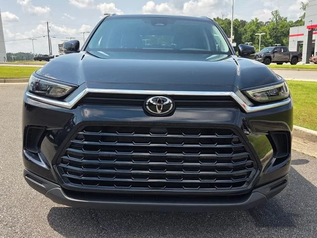 Used 2024 Black Toyota XLE image 2