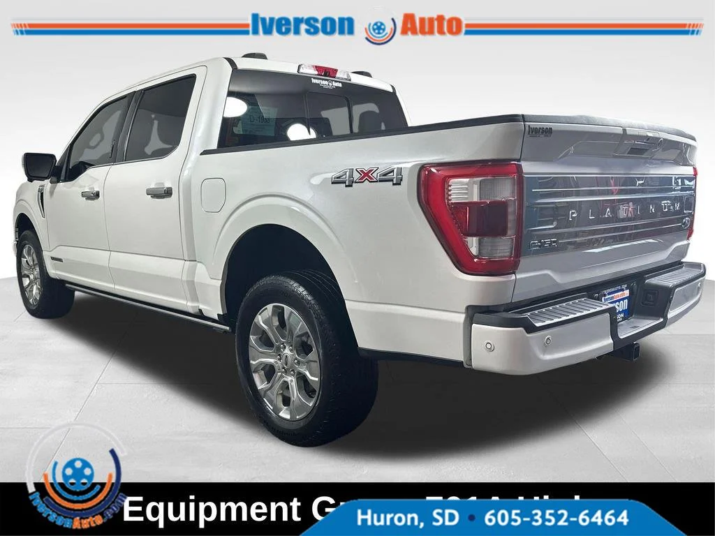 Used 2022 Star White Metallic Tri-Coat Ford Platinum image 9